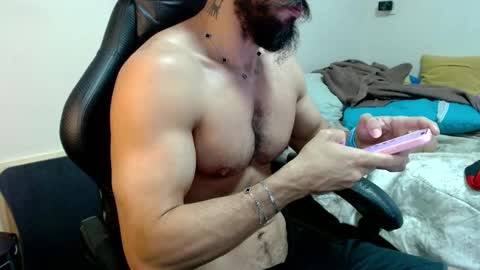 god hunkules online show from March 18, 4:32 pm