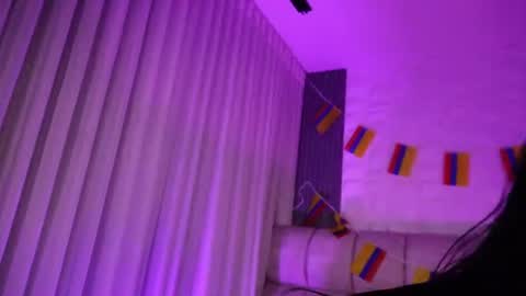 goddess_eli77 online show from July 8, 3:11 am