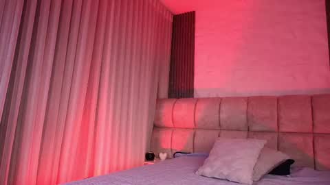 goddess_eli77 online show from July 22, 3:09 am