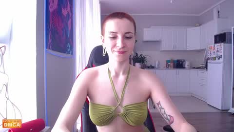 Elpis Foxter online show from May 29, 7:17 am