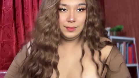 Snapshot of goddess_marickx_xoxo chatting on October 24, 4:36 pm MARICKX online show from October 24, 4:36 pm