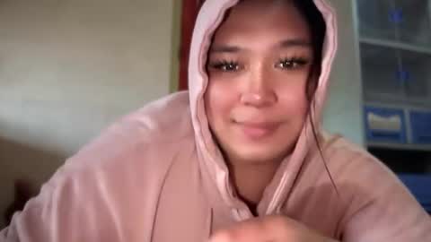 Snapshot of goddess_marickx_xoxo chatting on October 30, 6:15 am MARICKX online show from October 30, 6:15 am