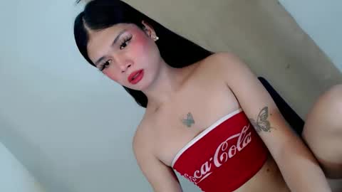 Snapshot of goddess_riana chatting on February 7, 9:57 am YOUR GODDESS RIAN online show from February 7, 9:57 am