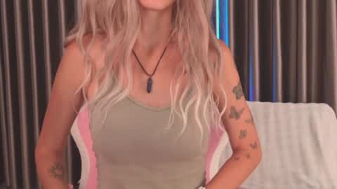 Katarina online show from April 17, 12:41 pm