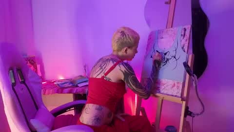 Snapshot of goddess_vee_ chatting on May 11, 11:16 am vee online show from May 11, 11:16 am
