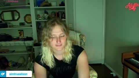 Snapshot of goddessalison chatting on July 21, 1:30 am goddessalison online show from July 21, 1:30 am