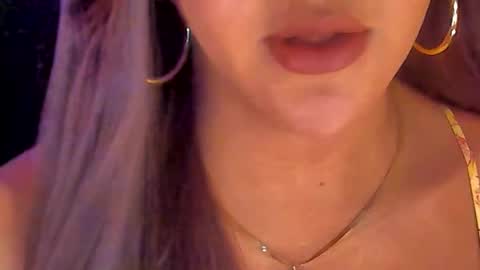 Snapshot of goddessbarbiecum4u chatting on March 2, 4:03 am Barbie Brown online show from March 2, 4:03 am