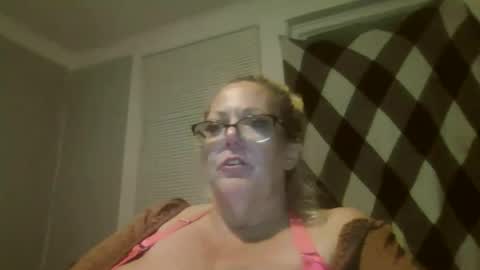 Snapshot of goddesscassiedd chatting on August 10, 3:54 am goddesscassiedd online show from August 10, 3:54 am