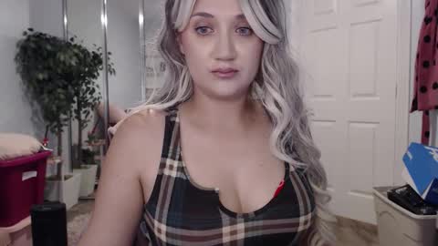 Goddess Emmy online show from November 23, 12:43 am