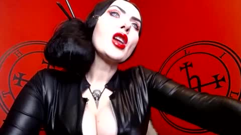 Snapshot of goddessmidnight chatting on September 20, 5:03 pm GODDESS MIDNIGHT online show from September 20, 5:03 pm