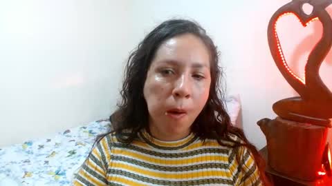 Snapshot of goddessnahi chatting on December 3, 12:46 am Naih Reyes online show from December 3, 12:46 am