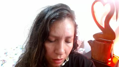 Snapshot of goddessnahi chatting on December 22, 10:25 pm Naih Reyes online show from December 22, 10:25 pm