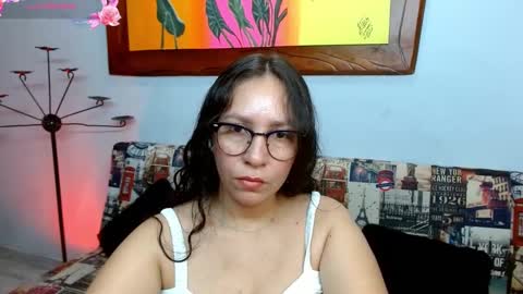 Snapshot of goddessnahi chatting on September 27, 9:20 pm Naih Reyes online show from September 27, 9:20 pm