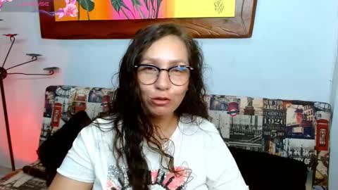 Snapshot of goddessnahi chatting on September 28, 9:25 am Naih Reyes online show from September 28, 9:25 am