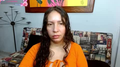 Snapshot of goddessnahi chatting on October 2, 1:12 am Naih Reyes online show from October 2, 1:12 am