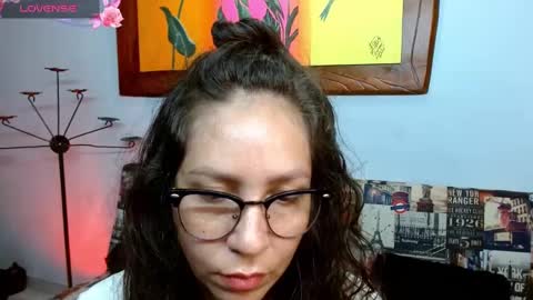 Snapshot of goddessnahi chatting on October 14, 4:57 am Naih Reyes online show from October 14, 4:57 am