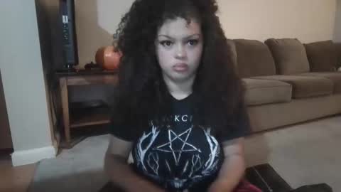 goddessprincessempressqueen online show from November 17, 7:03 am