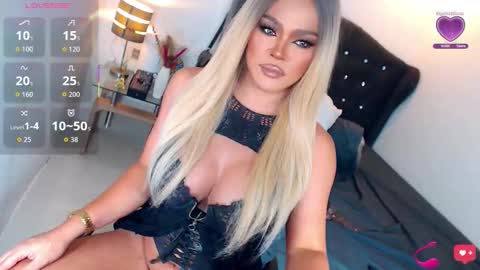 Miss Anna online show from October 18, 9:59 pm