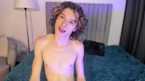 goddest_perseus_ online show from May 21, 8:16 pm