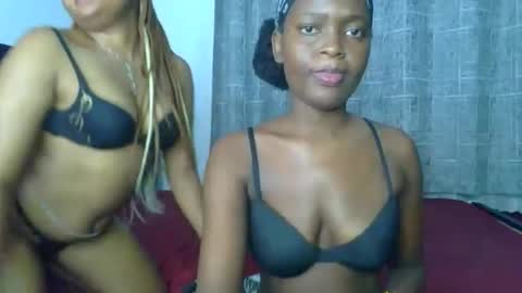 godess_lunah online show from May 20, 6:36 pm