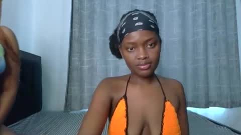 godess_lunah online show from May 30, 5:48 am