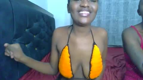 godess_lunah online show from June 6, 6:45 pm