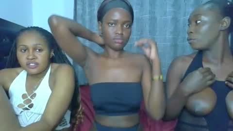 godess_lunah online show from June 8, 6:08 pm