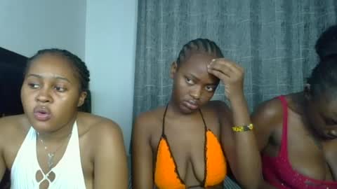 godess_lunah online show from June 13, 5:33 pm