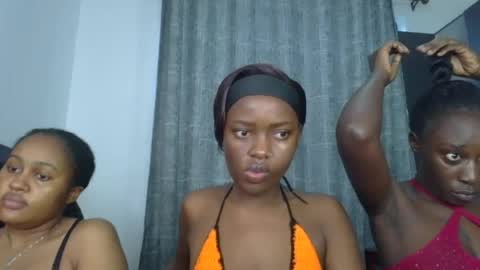 godess_lunah online show from June 24, 5:17 am