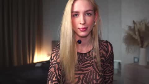 Olivia online show from February 18, 6:15 am