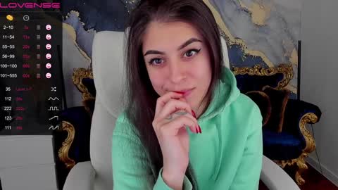 GoldBabyS online show from December 3, 3:00 pm