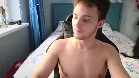 Golden boyyy21 online show from February 2, 12:26 pm