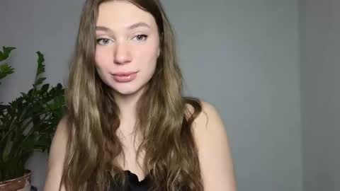 Flora online show from March 17, 4:10 pm