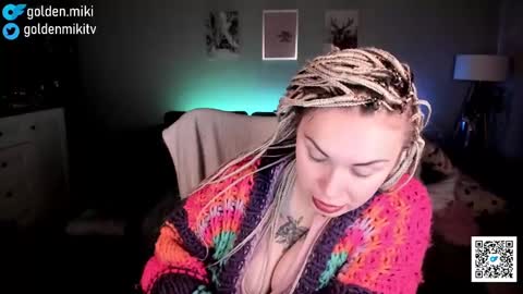 Snapshot of golden_miki chatting on January 1, 4:07 am Shy in the streets but a freak in the sheets online show from January 1, 4:07 am