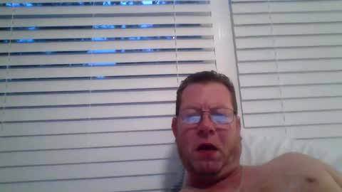 goldenbear3111 online show from September 27, 11:15 am