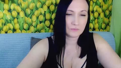 goldmoonn online show from March 21, 4:10 pm