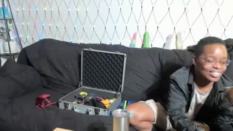 Goldstar and Princess online show from November 20, 1:06 am