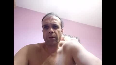 Snapshot of golemkur25 chatting on December 23, 1:08 am golemkur25 online show from December 23, 1:08 am