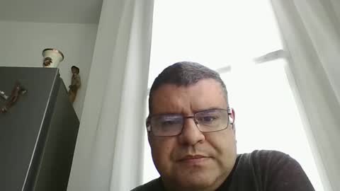 gomezgonz5 online show from October 13, 9:42 am