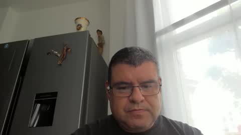 gomezgonz5 online show from October 17, 11:13 am