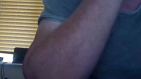 Snapshot of gomezzandthing chatting on October 12, 11:20 am Gomez Addams online show from October 12, 11:20 am