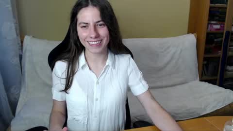 Elizabeth Effie online show from July 4, 5:08 pm