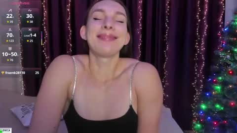 goodnight_kitty online show from December 13, 10:15 pm