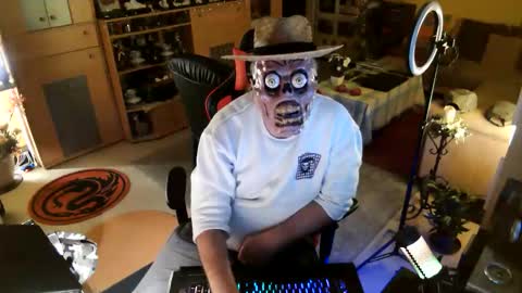 Snapshot of google5001 chatting on October 23, 4:34 am google5001 online show from October 23, 4:34 am