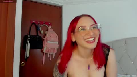 Snapshot of goonettemessy chatting on April 30, 11:09 pm Kate online show from April 30, 11:09 pm