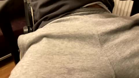 gooschi online show from December 9, 6:25 pm