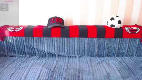 Snapshot of gordonhunt chatting on January 14, 10:54 am Gordon Hunt online show from January 14, 10:54 am