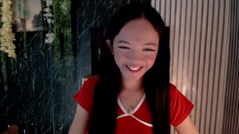 Snapshot of gorgeous_celestine chatting on July 27, 2:07 am tine online show from July 27, 2:07 am