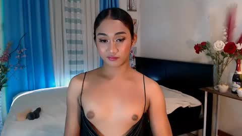 Snapshot of gorgeous_nicole chatting on January 2, 10:11 pm gorgeous_nicole online show from January 2, 10:11 pm