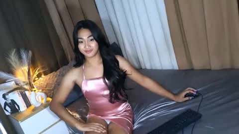 gorgeous_niicole online show from July 2, 3:23 am